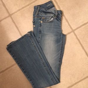 Boot cut jeans